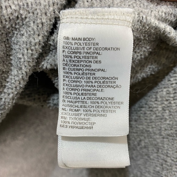 North Face gray hoodie long sleeve top, size large - Picture 9 of 13